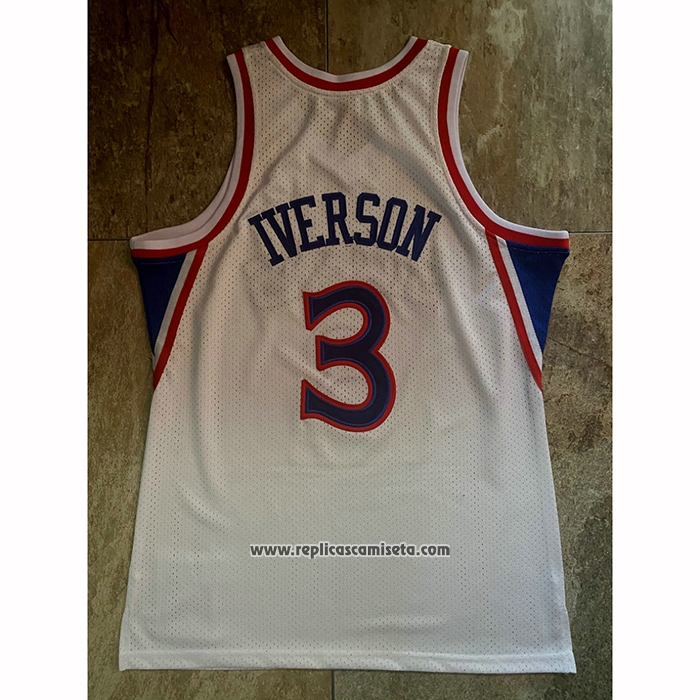 Camiseta Philadelphia 76ers Allen Iverson #3 Mitchell & Ness 1996-97 Blanco